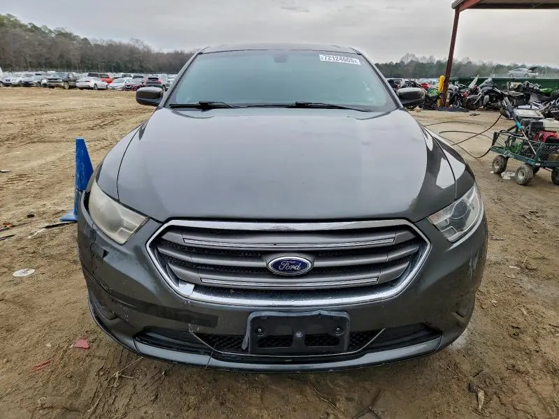 2016 FORD TAURUS SEL  