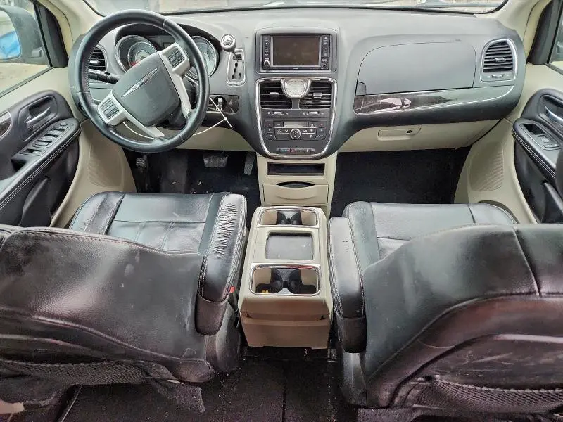 2014 CHRYSLER TOWN & COUNTRY TOURING  