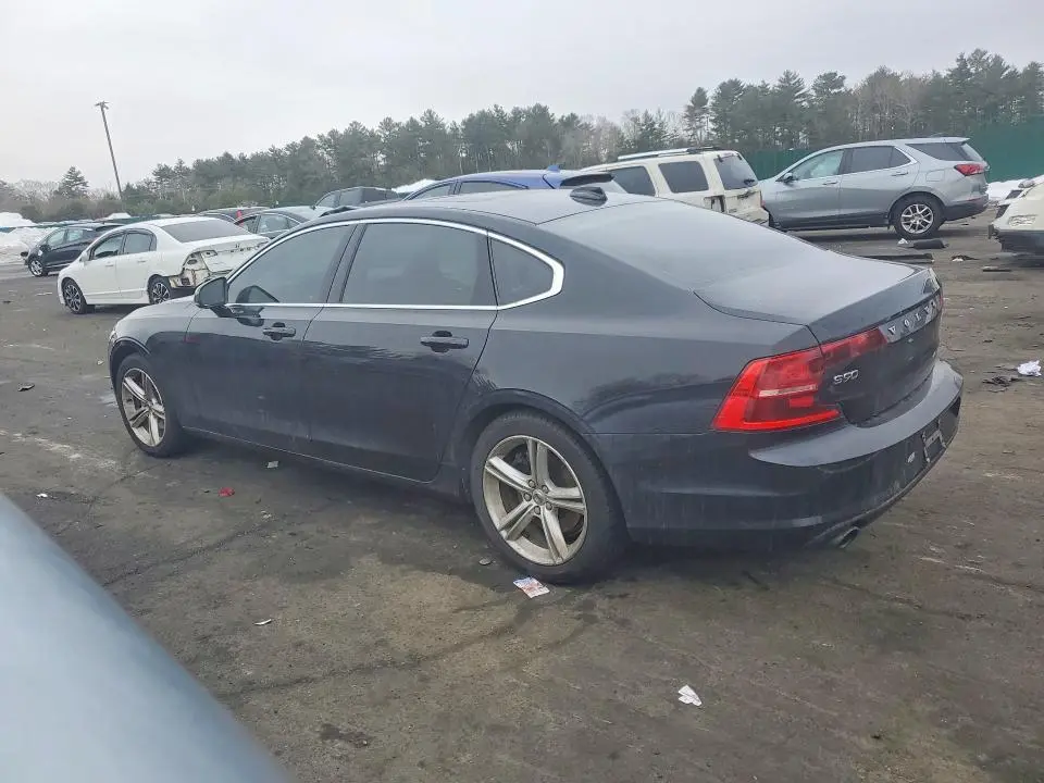 2018 VOLVO S90 T5 MOMENTUM  