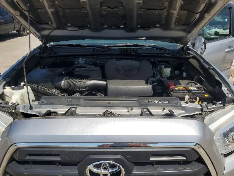 2016 TOYOTA TACOMA SR5 V6  
