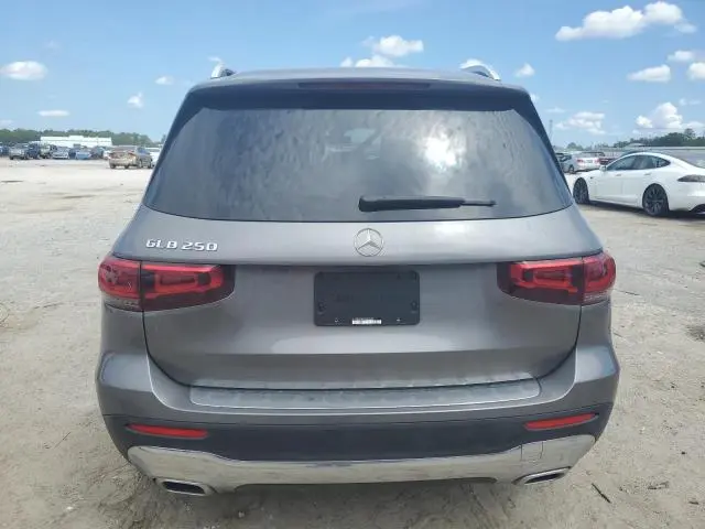 2022 MERCEDES-BENZ GLB 250  