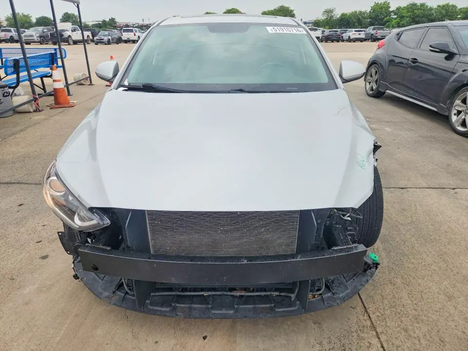 2018 HYUNDAI ELANTRA VALUE EDITION  