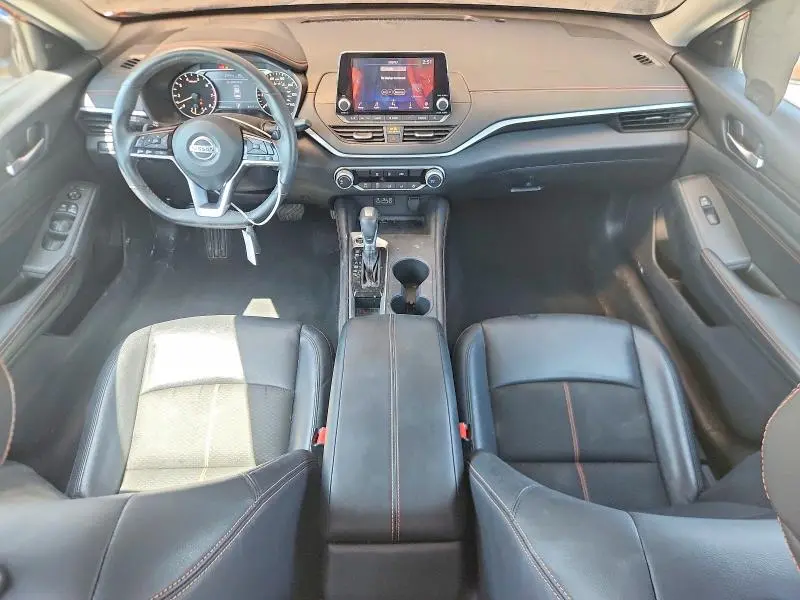 2021 NISSAN ALTIMA SR  
