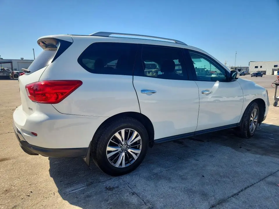 2017 NISSAN PATHFINDER S  