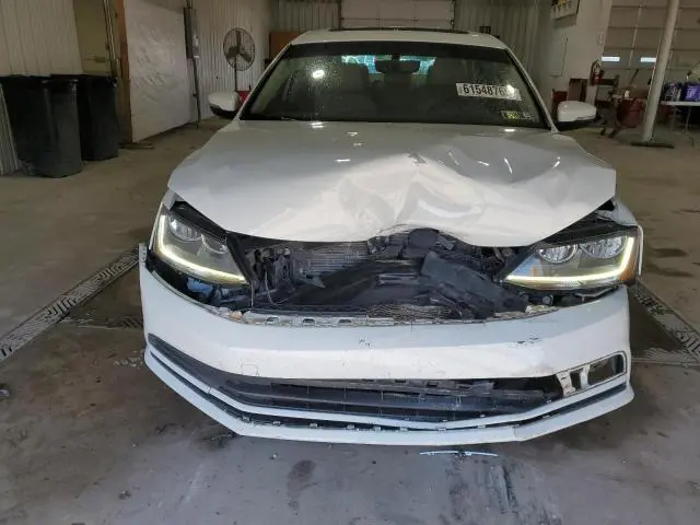 2017 VOLKSWAGEN JETTA SE  