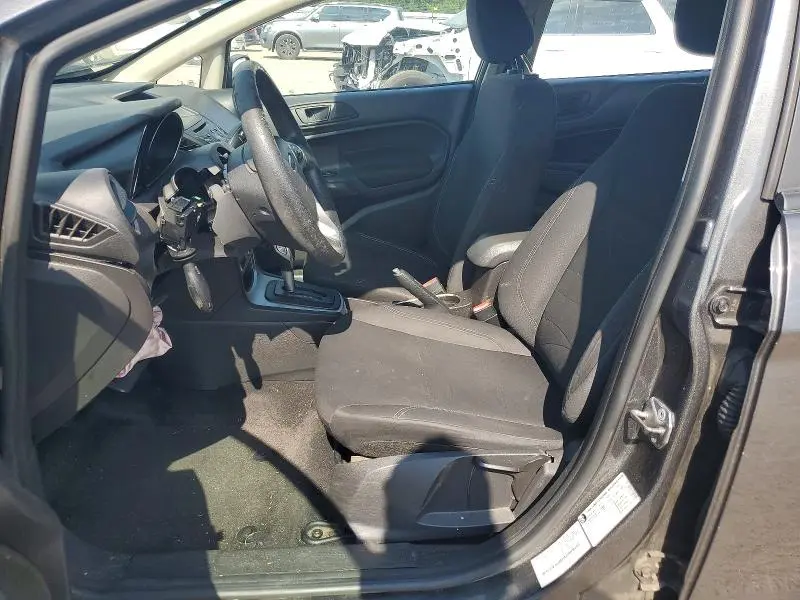 2017 FORD FIESTA SE  