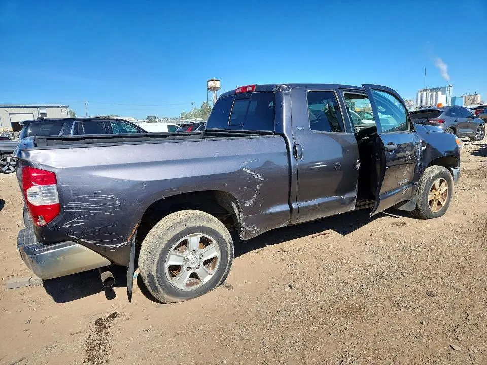 2017 TOYOTA TUNDRA SR5  