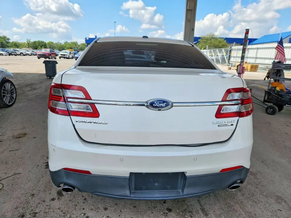 2015 FORD TAURUS LIMITED  
