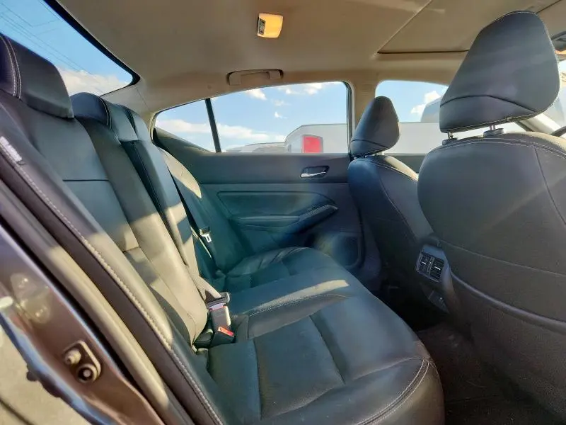 2023 NISSAN ALTIMA SL  