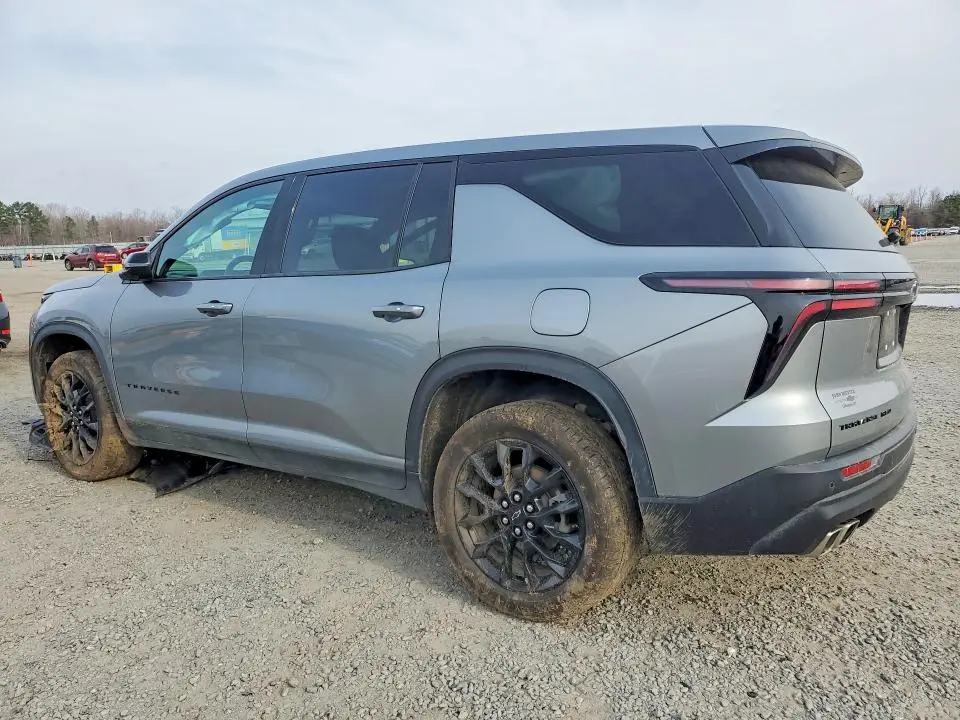 2024 CHEVROLET TRAVERSE LS  
