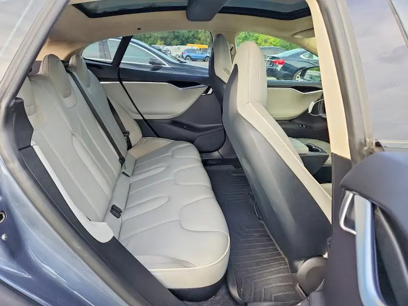 2013 TESLA MODEL S   