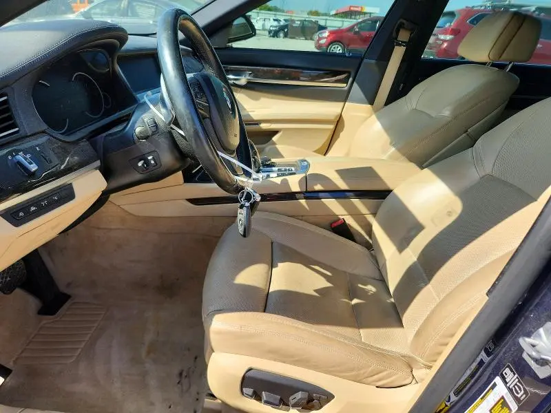 2014 BMW 750 LXI  