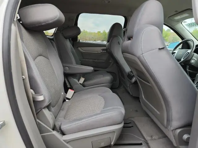 2015 CHEVROLET TRAVERSE LT  