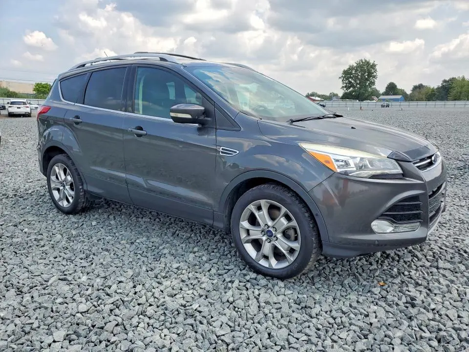 2016 FORD ESCAPE TITANIUM  