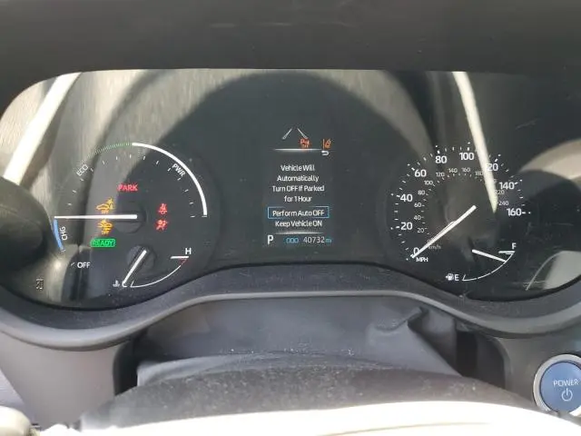 2021 TOYOTA SIENNA XSE  