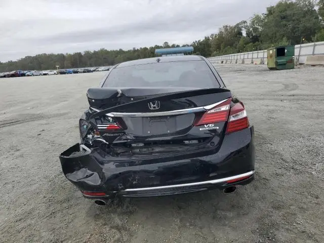 2017 HONDA ACCORD TOURING  