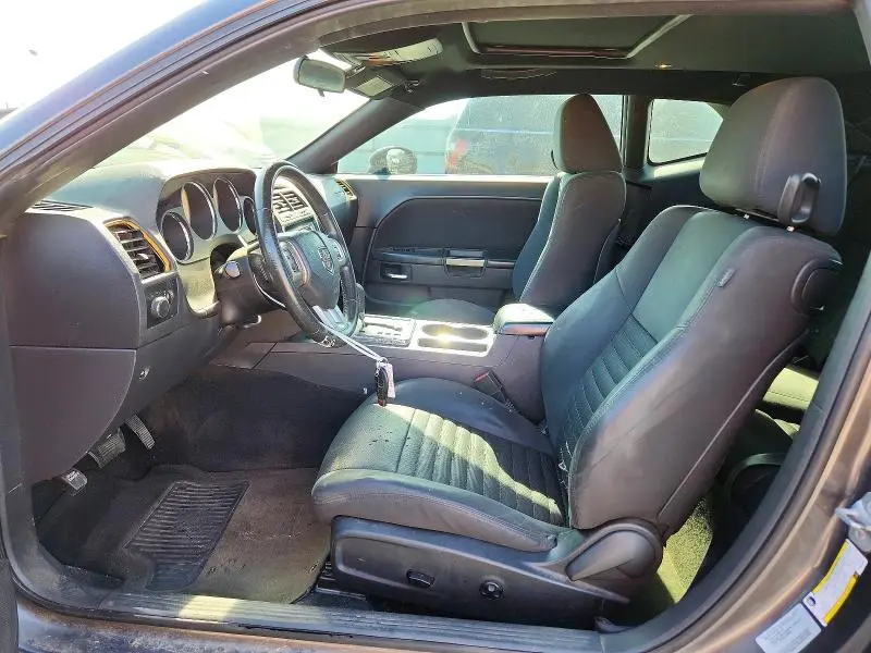 2014 DODGE CHALLENGER SXT  