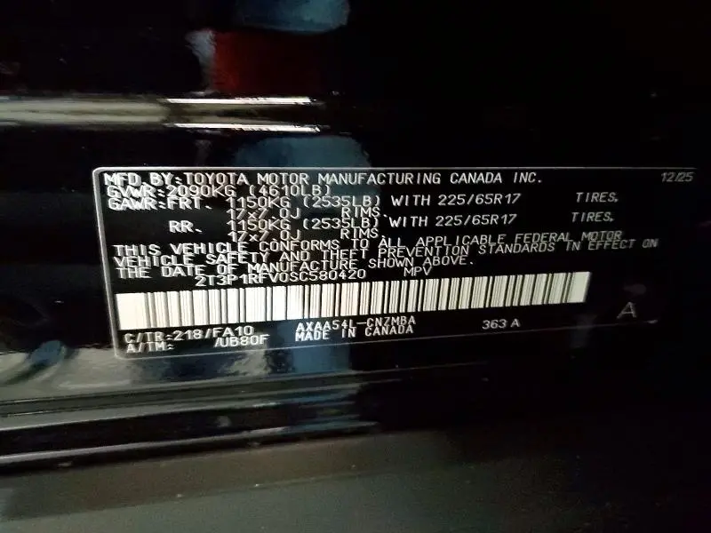 2025 TOYOTA RAV4 XLE  