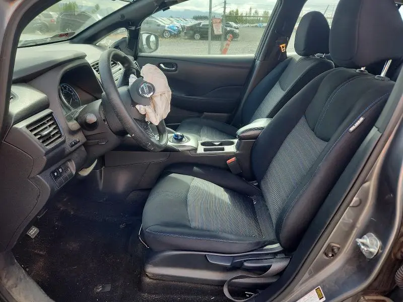 2019 NISSAN LEAF S  