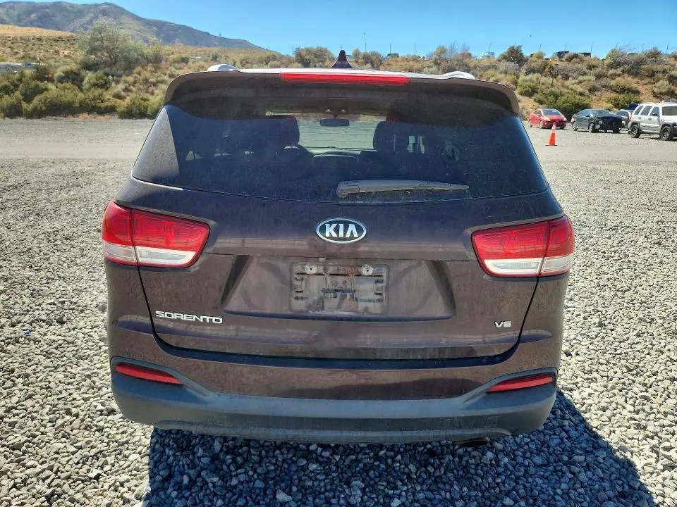 2016 KIA SORENTO LX V6  