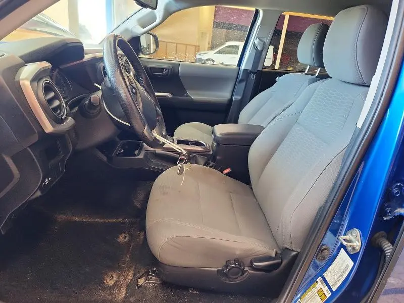 2017 TOYOTA TACOMA SR5 V6  