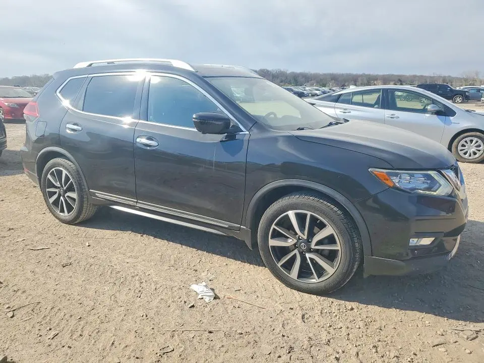 2018 NISSAN ROGUE S  