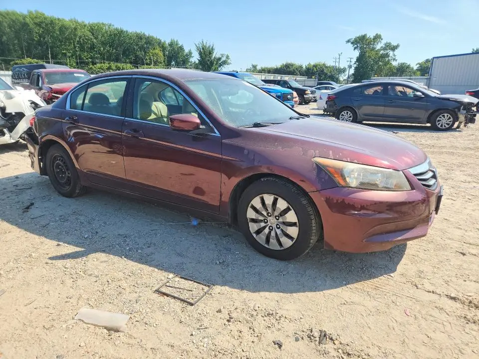 2011 HONDA ACCORD LX  