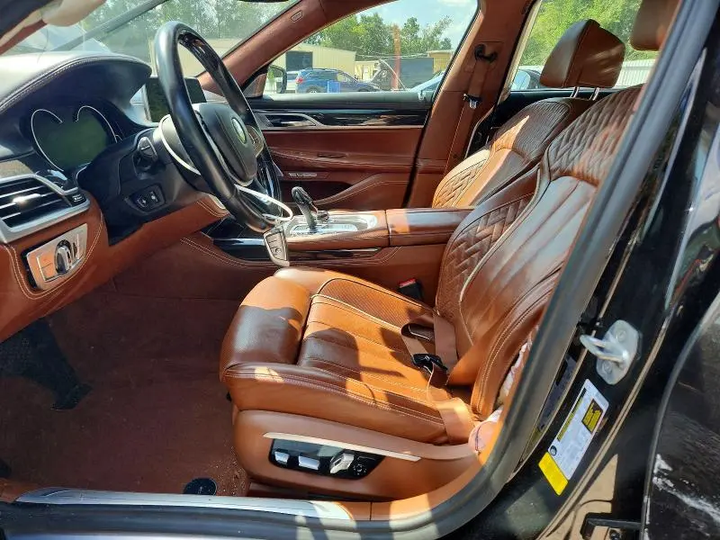2017 BMW 750 I  