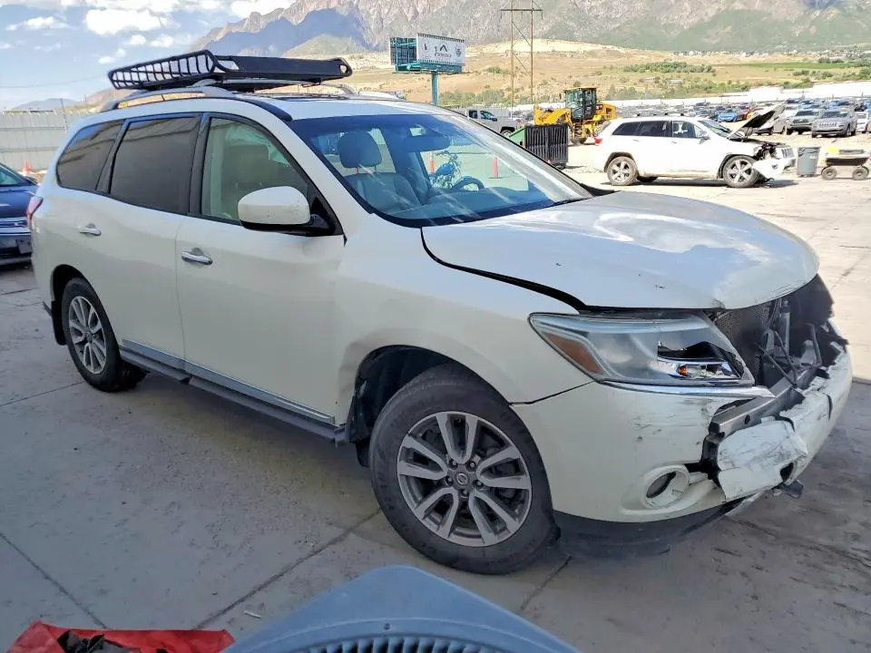2014 NISSAN PATHFINDER SL  