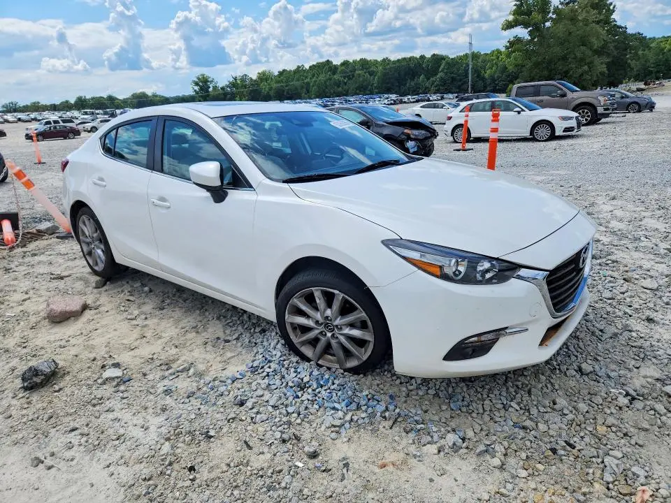 2017 MAZDA 3 GRAND TOURING  