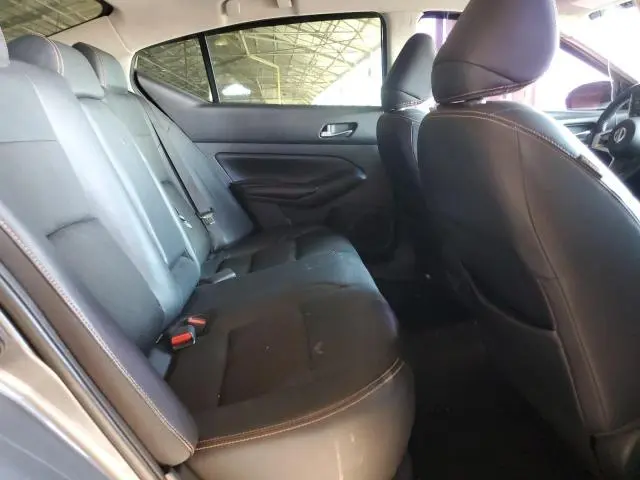 2019 NISSAN ALTIMA SR  