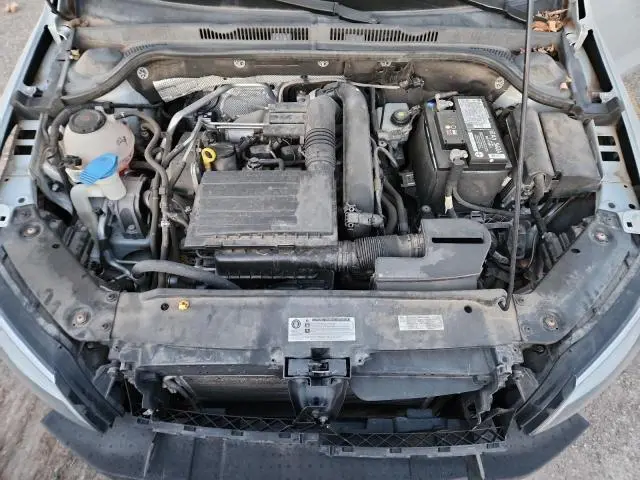 2018 VOLKSWAGEN JETTA SE  