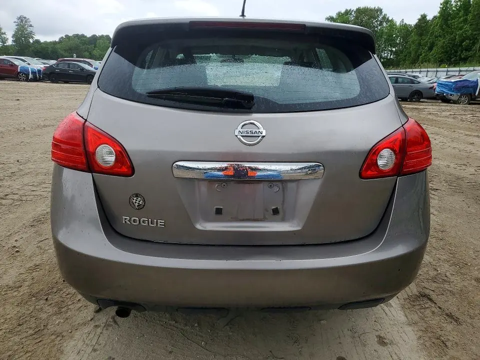 2011 NISSAN ROGUE S  