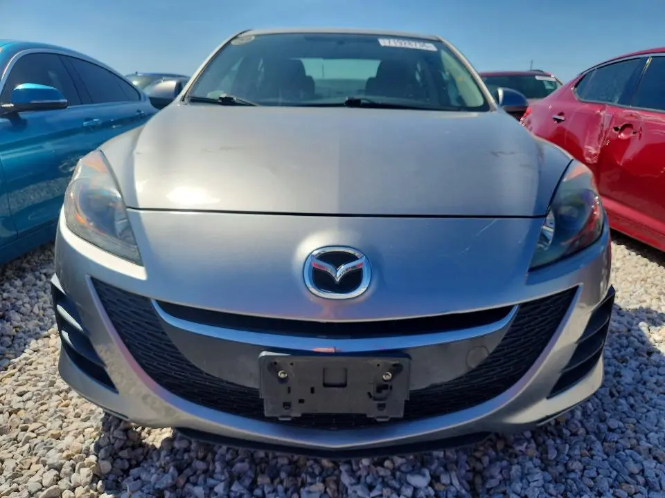 2010 MAZDA 3 I  