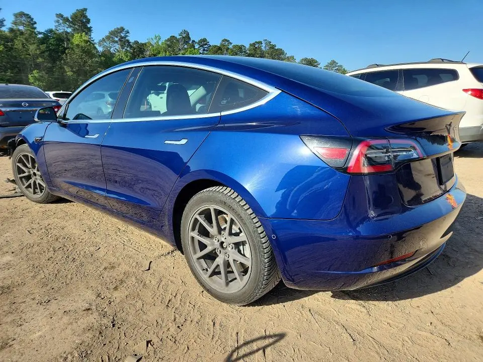 2018 TESLA MODEL 3   