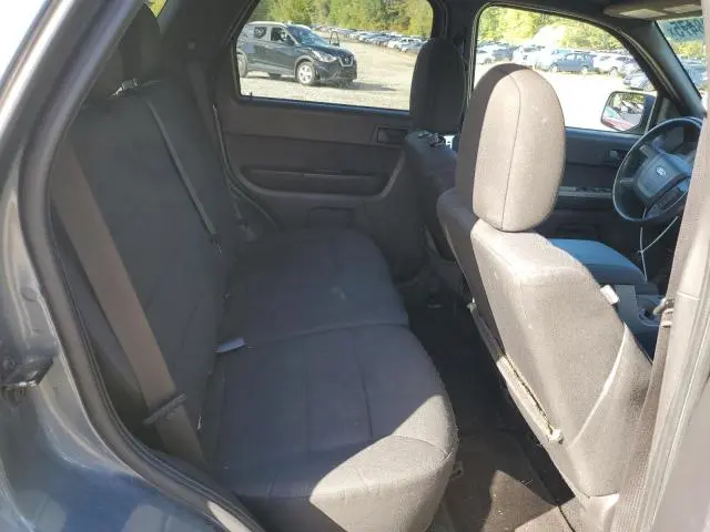 2011 FORD ESCAPE XLT  