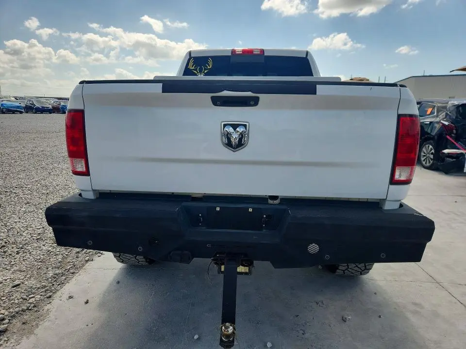 2016 RAM 2500 SLT  