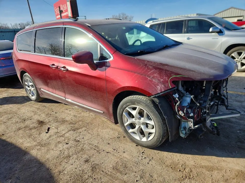 2019 CHRYSLER PACIFICA TOURING L  