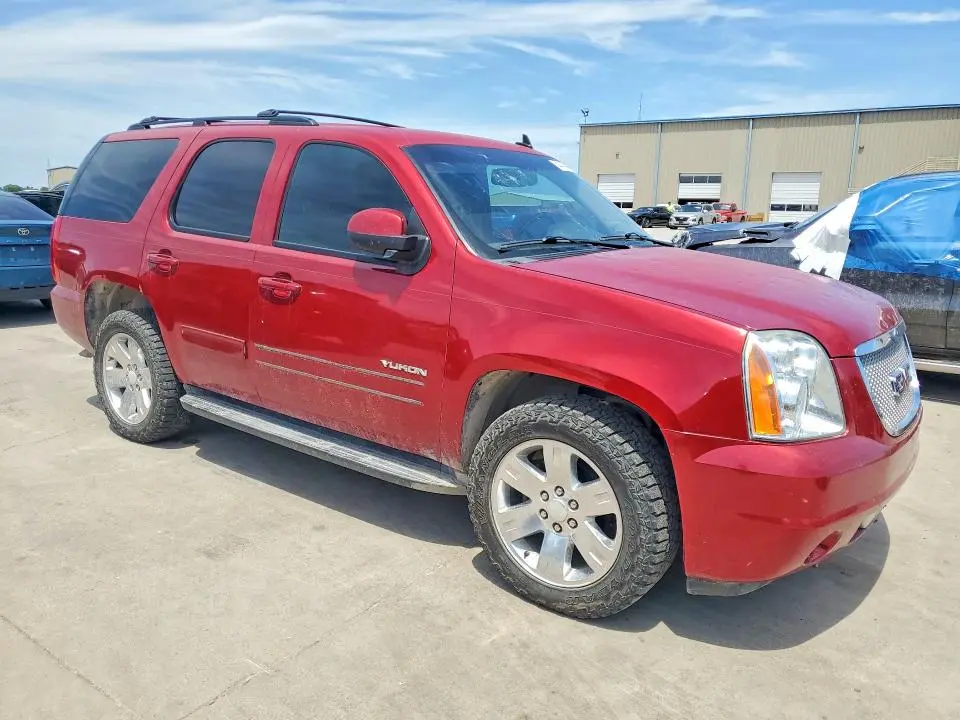 2014 GMC YUKON SLE  
