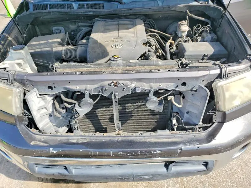 2012 TOYOTA TUNDRA CREWMAX SR5  