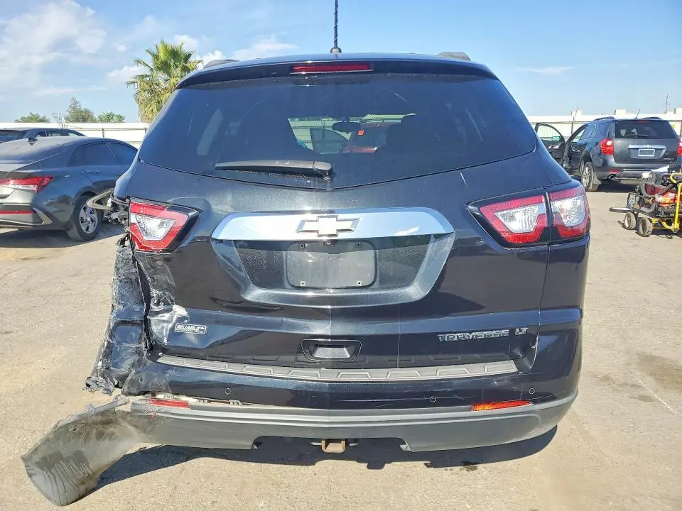 2013 CHEVROLET TRAVERSE LT  
