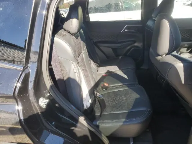 2024 MITSUBISHI OUTLANDER SEL  