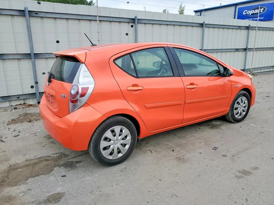 2014 TOYOTA PRIUS C TWO  