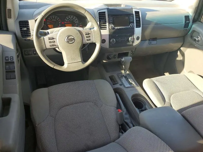 2017 NISSAN FRONTIER SV  