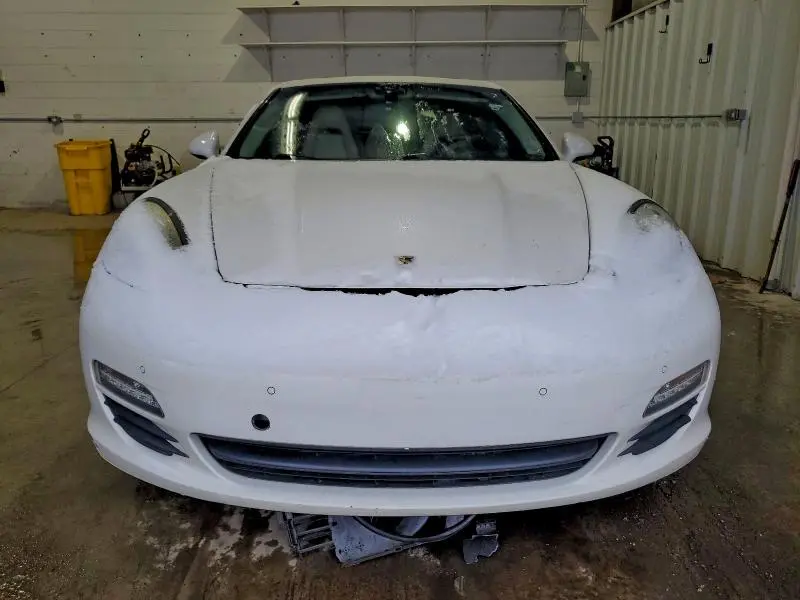 2011 PORSCHE PANAMERA 2  