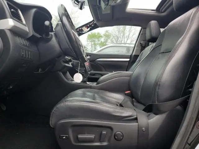 2014 TOYOTA HIGHLANDER XLE  