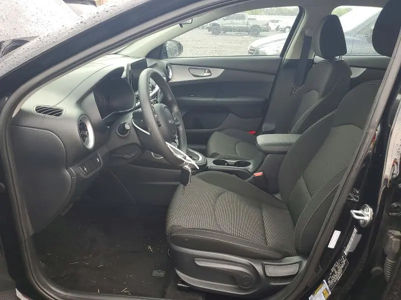 2024 KIA FORTE LX  