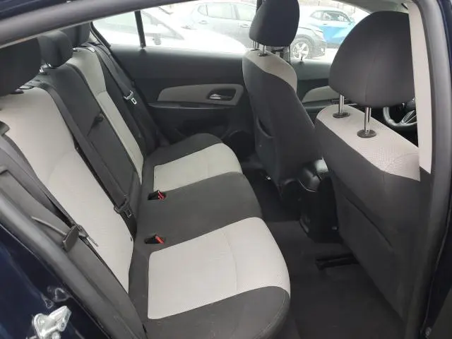 2011 CHEVROLET CRUZE LS