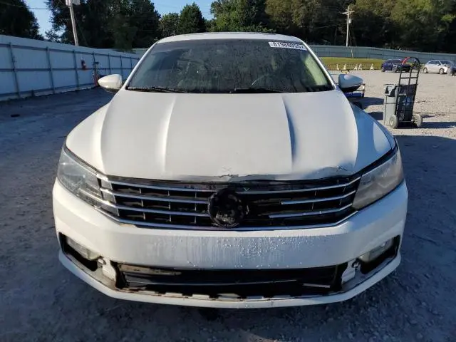 2016 VOLKSWAGEN PASSAT SE
