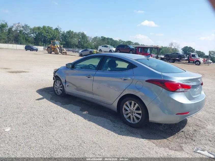2015 HYUNDAI ELANTRA SE